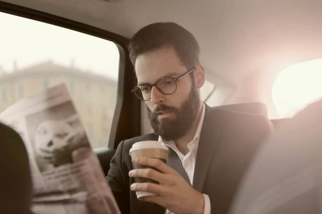 Airport transfer service in Bournemouth, including transfers to Gatwick, Heathrow, Luton, and Southampton Airports.